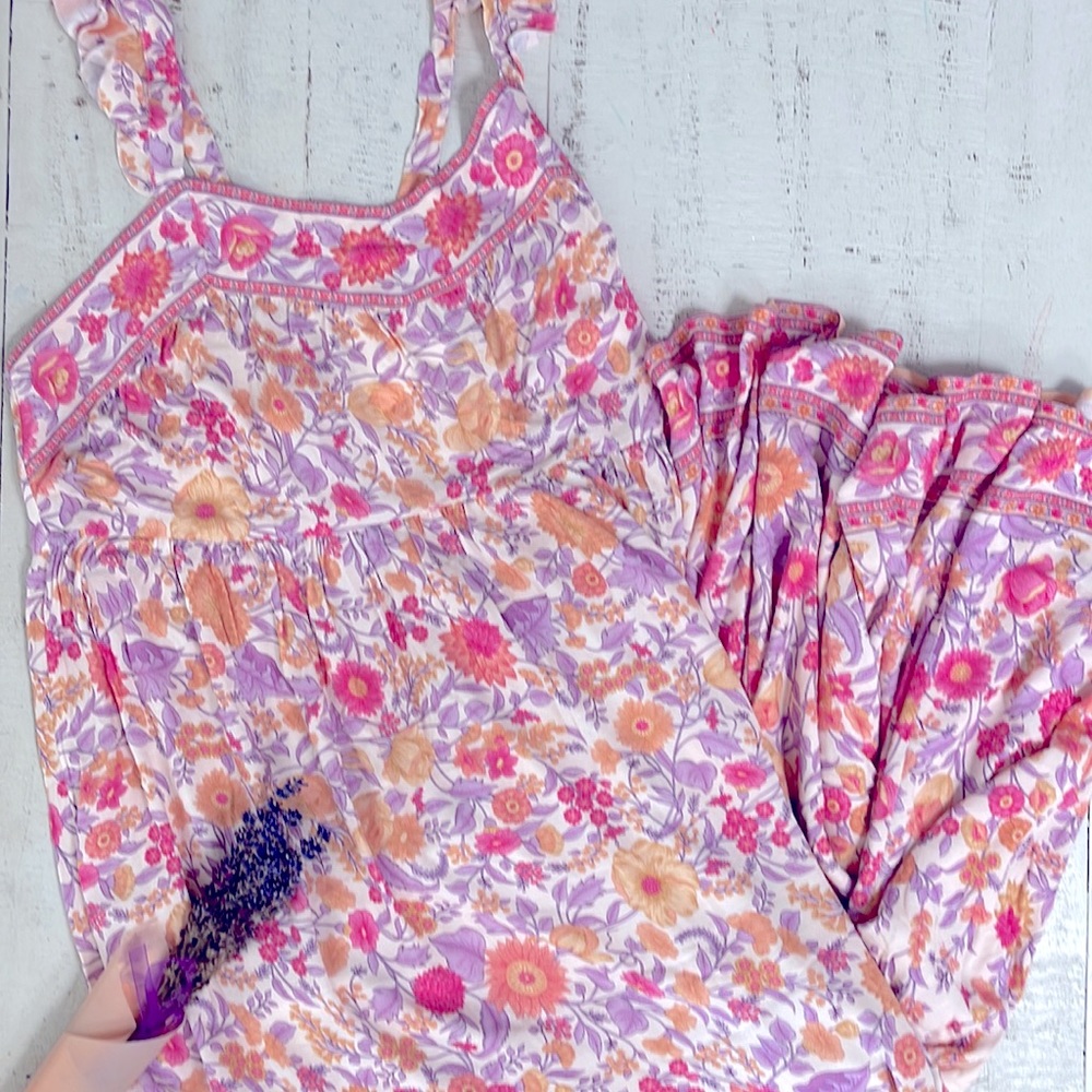 Arnhem Sophia MIdi Strappy Peony Dress - Picture 4 of 16